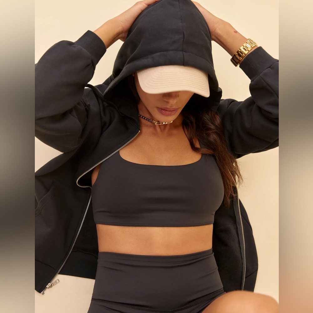 Reformation Paige Zip Hoodie in Black Size Medium